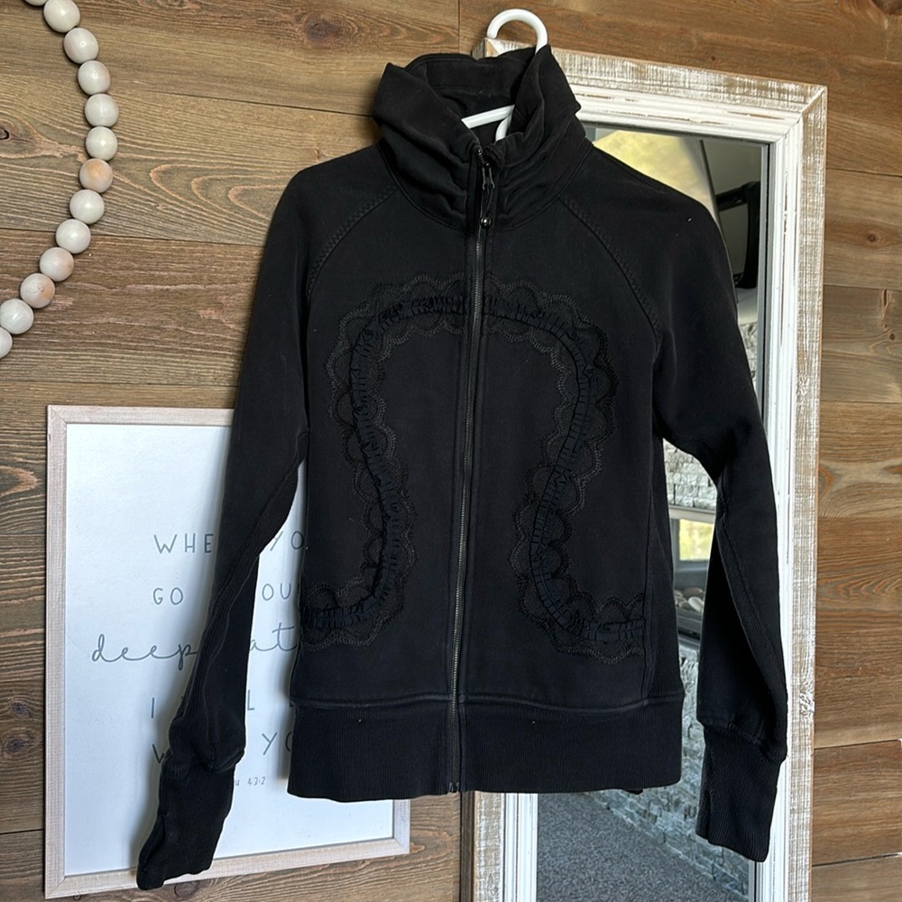 Lululemon Scuba Full Zip Hoodie Black Limited